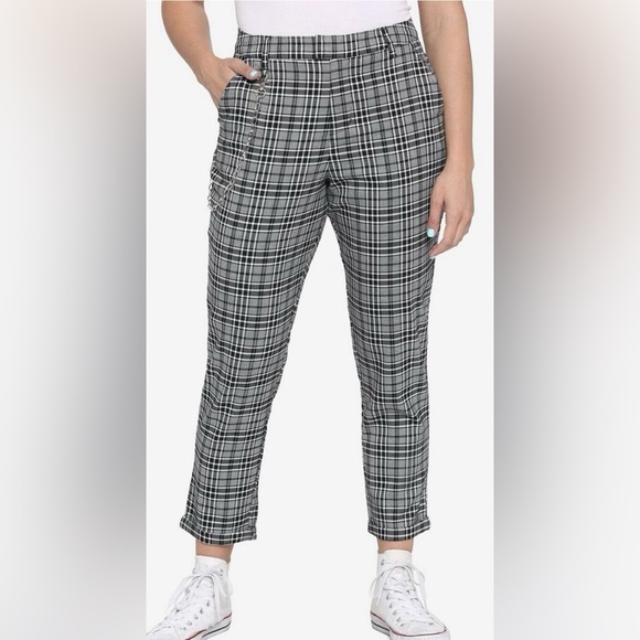 Hot Topic Pants - Hot Topic Grunge Black And White‎ Plaid Elastic Waistband Trousers Size Medium